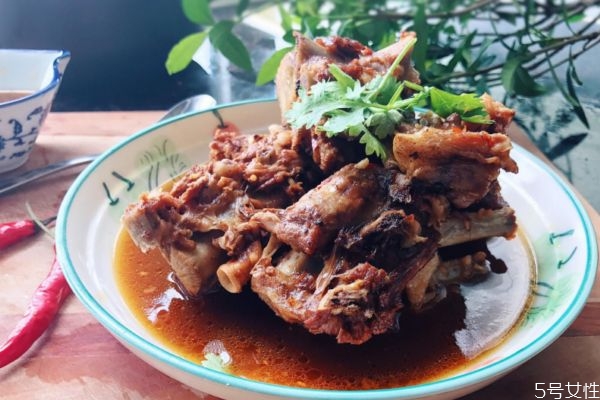 什么是羊蝎子呢 吃羊蝎子有什么好處呢 什么是羊蝎子呢 吃羊蝎子有什么好處呢