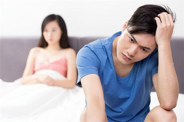 男生開(kāi)始膩了的表現(xiàn) 男生開(kāi)始膩了會(huì)有什么征兆 男生開(kāi)始膩了的表現(xiàn) 男生開(kāi)始膩了會(huì)有什么征兆