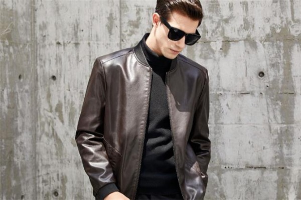 男生高領(lǐng)毛衣配什么外套 男生高領(lǐng)毛衣搭配圖片 男生高領(lǐng)毛衣配什么外套 男生高領(lǐng)毛衣搭配圖片