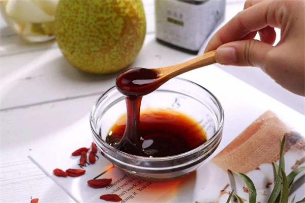 秋梨膏什么時(shí)候吃最好 秋梨膏飯前還是飯后喝 秋梨膏什么時(shí)候吃最好 秋梨膏飯前還是飯后喝