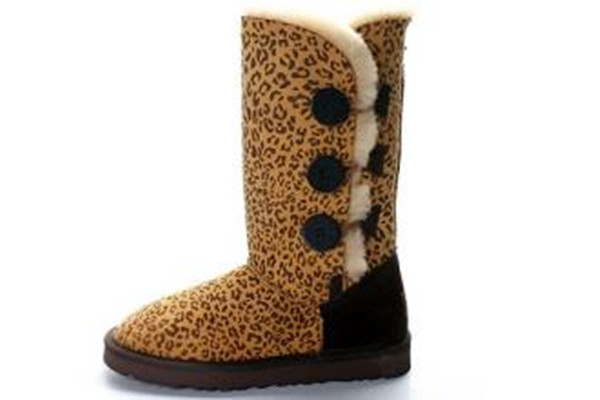 羊毛雪地靴如何清洗 羊毛雪地靴怎么除臭 羊毛雪地靴如何清洗 羊毛雪地靴怎么除臭