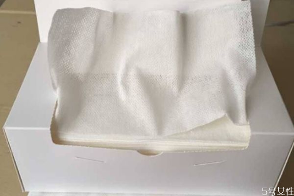 洗臉巾可以當廚房用紙么 廚房紙和洗臉巾一樣嗎