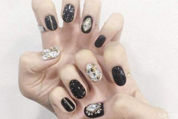 2020春節(jié)開(kāi)運(yùn)美甲圖片推薦 過(guò)年美甲樣式