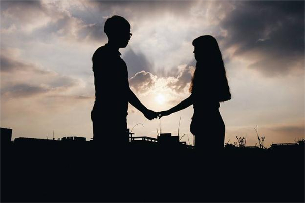 戀愛中最舒服的關系是什么 戀愛中最舒服的相處方式 戀愛中最舒服的關系是什么 戀愛中最舒服的相處方式