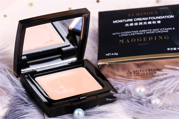 毛戈平粉膏上妝手法 毛戈平粉膏用完還要用粉底液嗎 毛戈平粉膏上妝手法 毛戈平粉膏用完還要用粉底液嗎