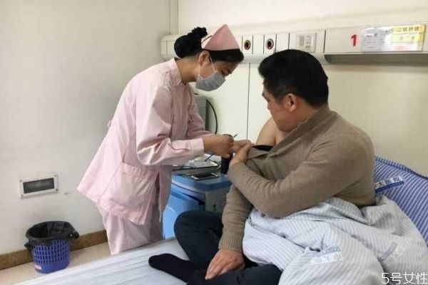 骨髓移植風(fēng)險大嗎 骨髓移植要注意什么呢 骨髓移植風(fēng)險大嗎 骨髓移植要注意什么呢