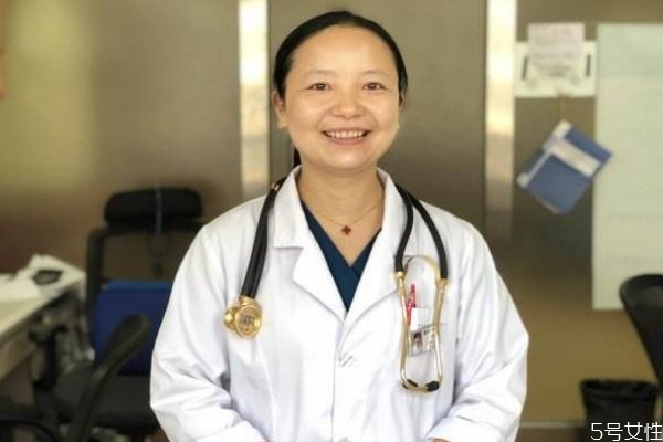 骨髓移植風(fēng)險大嗎 骨髓移植要注意什么呢 骨髓移植風(fēng)險大嗎 骨髓移植要注意什么呢