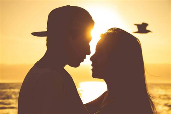 女生要不要陪男生長(zhǎng)大 女生為什么不能陪男生長(zhǎng)大 女生要不要陪男生長(zhǎng)大 女生為什么不能陪男生長(zhǎng)大