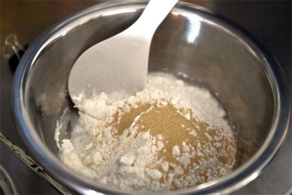 冬天酵母粉怎樣發(fā)面快 冬天酵母發(fā)面多長時間最好 冬天酵母粉怎樣發(fā)面快 冬天酵母發(fā)面多長時間最好