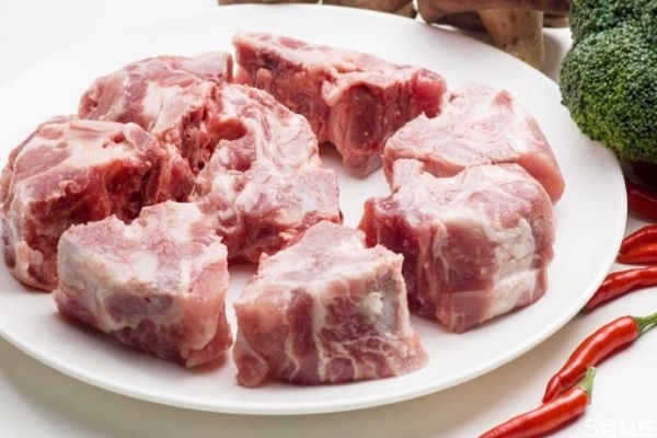豬骨有什么營養(yǎng)價值呢 吃豬骨有什么好處呢 豬骨有什么營養(yǎng)價值呢 吃豬骨有什么好處呢