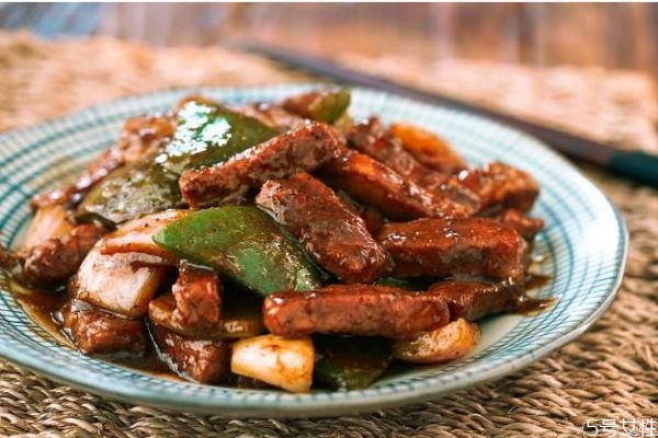 什么是牛柳呢 牛柳是那一部分的肉呢 什么是牛柳呢 牛柳是那一部分的肉呢