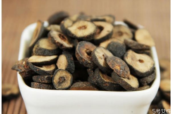 什么是枳實(shí)呢 枳實(shí)有什么作用呢 什么是枳實(shí)呢 枳實(shí)有什么作用呢