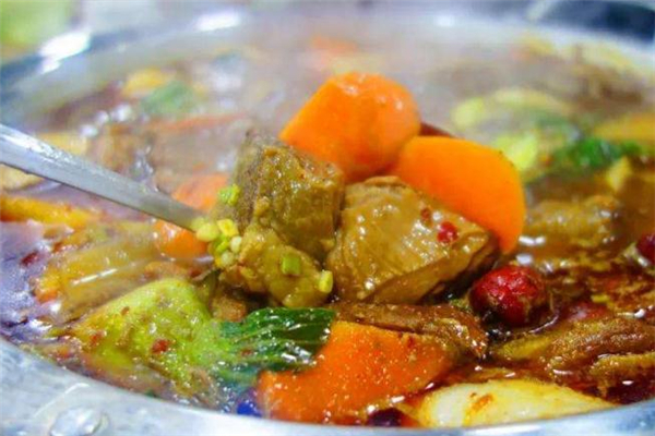 羊肉火鍋可以經(jīng)常吃嗎 羊肉火鍋吃多了會怎樣 羊肉火鍋可以經(jīng)常吃嗎 羊肉火鍋吃多了會怎樣