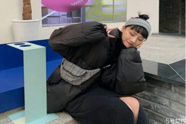 棉服怎么穿搭 棉服下面怎么搭配 棉服怎么穿搭 棉服下面怎么搭配