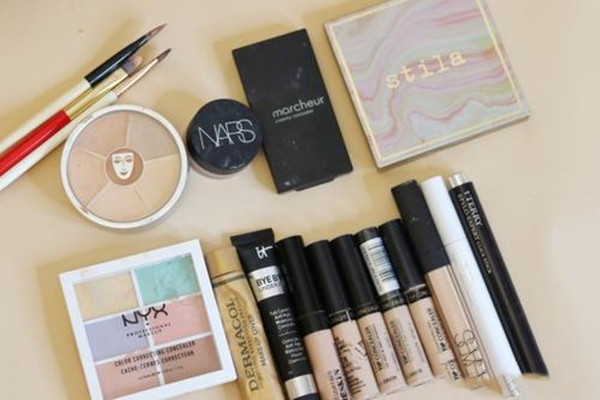 遮瑕膏是粉底的一種嗎 不同部位遮瑕膏的使用方法 遮瑕膏是粉底的一種嗎 不同部位遮瑕膏的使用方法