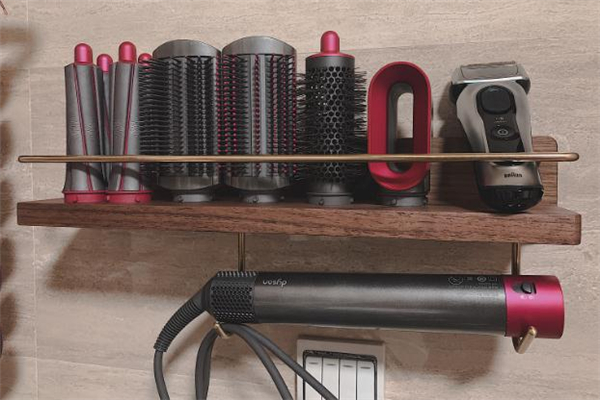 戴森卷發(fā)棒怎么用 戴森卷發(fā)棒使用方法 戴森卷發(fā)棒怎么用 戴森卷發(fā)棒使用方法