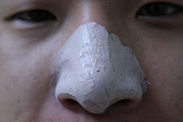 去黑頭后如何收縮毛孔 如何預(yù)防改善黑頭 去黑頭后如何收縮毛孔 如何預(yù)防改善黑頭