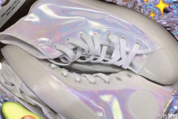 匡威鐳射果凍在哪買 匡威聯(lián)名七彩果凍鐳射價(jià)格 匡威鐳射果凍在哪買 匡威聯(lián)名七彩果凍鐳射價(jià)格