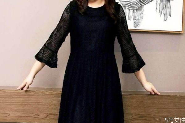 胖人搭配衣服的技巧有什么 胖人搭配如何搭配呢 胖人搭配衣服的技巧有什么 胖人搭配如何搭配呢