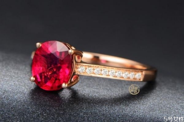 紅寶石有哪些品種 紅寶石產(chǎn)地品質(zhì)差異詳細(xì)介紹 紅寶石有哪些品種 紅寶石產(chǎn)地品質(zhì)差異詳細(xì)介紹