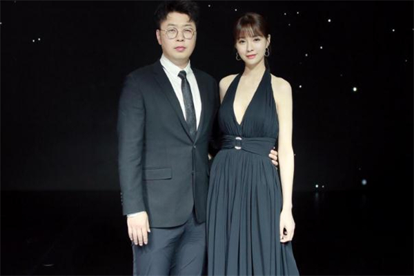 暗戀和明戀哪個更痛苦 暗戀和明戀哪個更美好 暗戀和明戀哪個更痛苦 暗戀和明戀哪個更美好