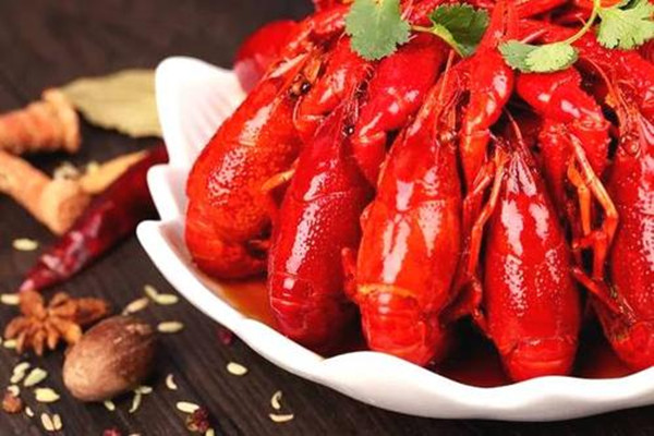 龍蝦頭部能吃嗎 吃了龍蝦頭部會怎樣 龍蝦頭部能吃嗎 吃了龍蝦頭部會怎樣