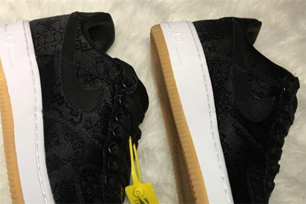 clot聯(lián)名af1黑色絲綢真假對比 clot空軍一號黑色絲綢真假 clot聯(lián)名af1黑色絲綢真假對比 clot空軍一號黑色絲綢真假