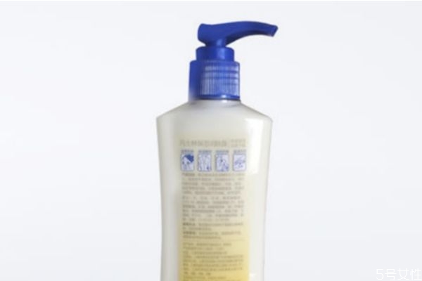 潤膚露是油包水乳狀液?jiǎn)?潤膚露的保質(zhì)期一般有多長