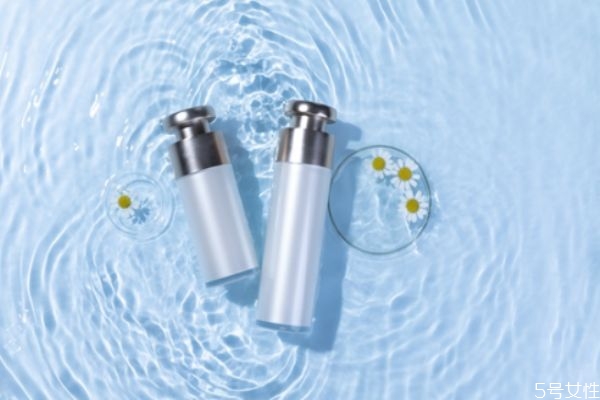 潤膚露是油包水乳狀液?jiǎn)?潤膚露的保質(zhì)期一般有多長