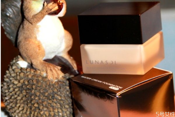 lunasol粉霜多少錢 lunasol粉霜用法 lunasol粉霜多少錢 lunasol粉霜用法