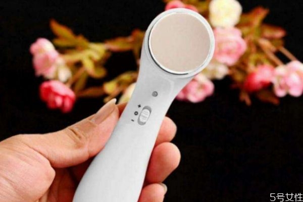 美容導(dǎo)入儀有什么用 用了不怕護膚沒效果 美容導(dǎo)入儀有什么用 用了不怕護膚沒效果