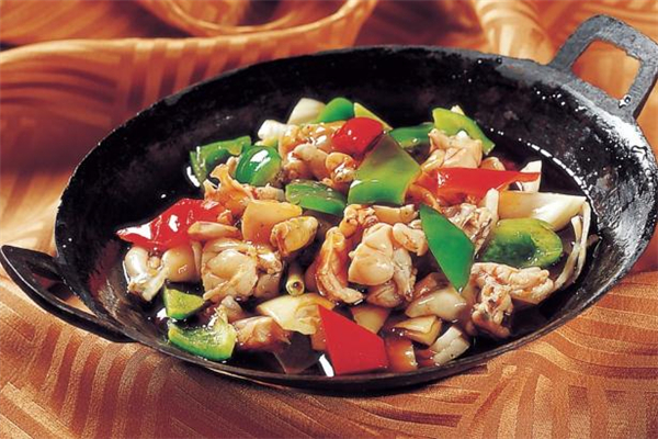 牛蛙什么季節(jié)吃最好 干鍋牛蛙的做法