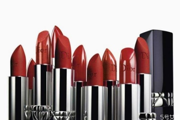 適合日常使用的口紅有哪些 日?？诩t分享