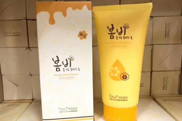 春雨蜂蜜洗面奶有保濕效果嗎 春雨蜂蜜洗面奶好聞嗎 春雨蜂蜜洗面奶有保濕效果嗎 春雨蜂蜜洗面奶好聞嗎