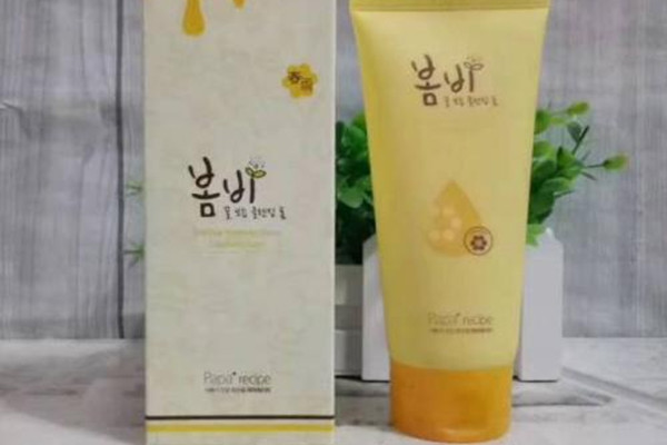 春雨蜂蜜洗面奶有保濕效果嗎 春雨蜂蜜洗面奶好聞嗎 春雨蜂蜜洗面奶有保濕效果嗎 春雨蜂蜜洗面奶好聞嗎