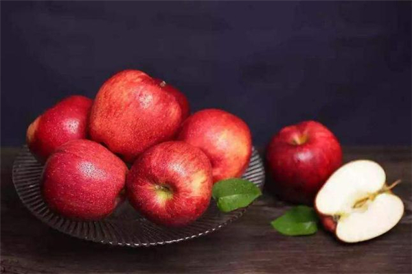 花牛蘋果孕婦可以吃嗎 孕婦吃花牛蘋果有什么好處 花牛蘋果孕婦可以吃嗎 孕婦吃花牛蘋果有什么好處