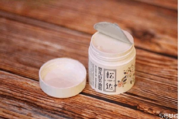 嬰兒面霜大人能用嗎 嬰兒面霜應(yīng)該怎么選擇 嬰兒面霜大人能用嗎 嬰兒面霜應(yīng)該怎么選擇