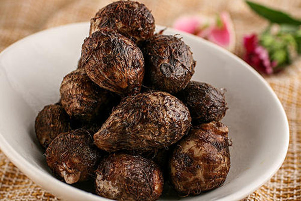 芋頭粘液怎么去除 來月經(jīng)可以吃芋頭嗎 芋頭粘液怎么去除 來月經(jīng)可以吃芋頭嗎