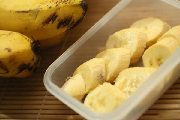 香蕉蒸熟了還有營(yíng)養(yǎng)嗎 蒸香蕉什么人不適合吃 香蕉蒸熟了還有營(yíng)養(yǎng)嗎 蒸香蕉什么人不適合吃