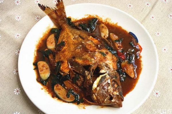 鯧魚的營(yíng)養(yǎng)價(jià)值及功效 鯧魚怎么做好吃 鯧魚的營(yíng)養(yǎng)價(jià)值及功效 鯧魚怎么做好吃