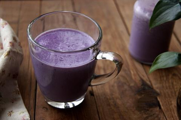 紫薯奶昔有什么營養(yǎng)價值 吃紫薯奶昔要注意什么 紫薯奶昔有什么營養(yǎng)價值 吃紫薯奶昔要注意什么