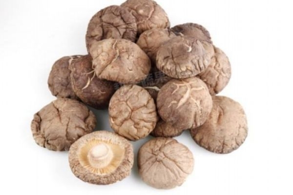 怎么泡發(fā)干蘑菇 干蘑菇泡多長時間