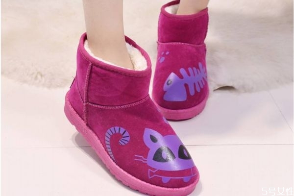 雪地靴買大了怎么辦 雪地靴需要買大一號(hào)嗎 雪地靴買大了怎么辦 雪地靴需要買大一號(hào)嗎