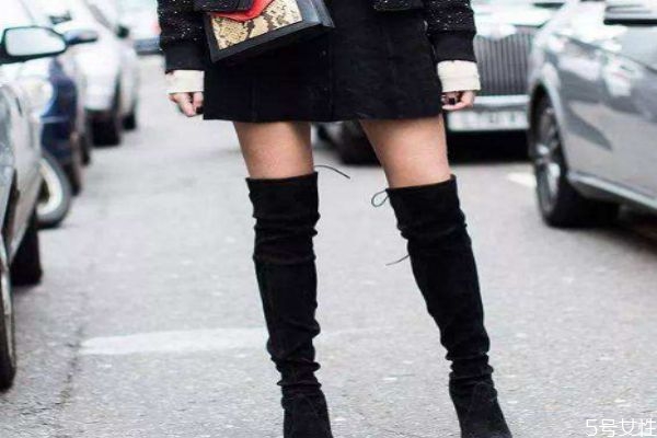 小個(gè)子女生適合穿長筒靴嗎 矮個(gè)子適合穿過膝靴嗎