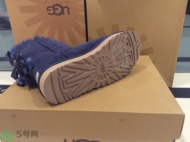ugg是什么牌子？ugg雪地靴真假辨別圖對比