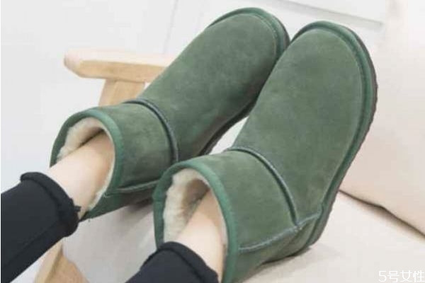 雪地靴買大了怎么辦 雪地靴需要買大一號(hào)嗎 雪地靴買大了怎么辦 雪地靴需要買大一號(hào)嗎