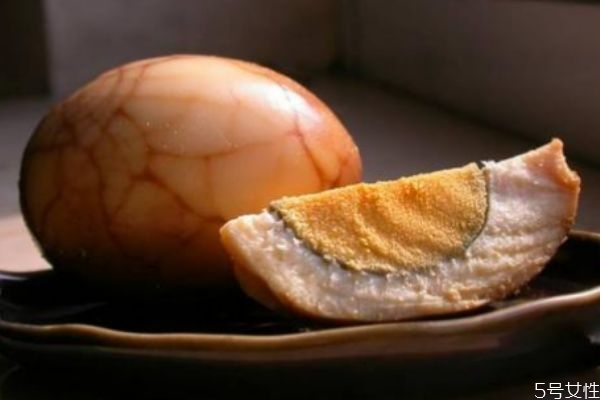 茶葉蛋有什么營(yíng)養(yǎng)嗎 茶葉蛋和水煮蛋那個(gè)更營(yíng)養(yǎng) 茶葉蛋有什么營(yíng)養(yǎng)嗎 茶葉蛋和水煮蛋那個(gè)更營(yíng)養(yǎng)