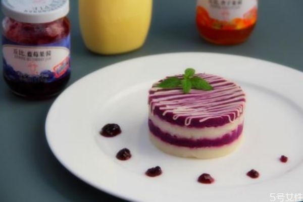 紫薯山藥糕的做法 紫薯山藥糕的日常做法 紫薯山藥糕的做法 紫薯山藥糕的日常做法