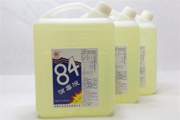 84消毒液噴在房間對(duì)人有害嗎 84消毒液多久揮發(fā)干凈 84消毒液噴在房間對(duì)人有害嗎 84消毒液多久揮發(fā)干凈