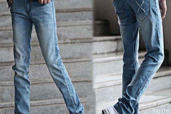 丹寧褲就是牛仔褲嗎 丹寧褲和牛仔褲的區(qū)別 丹寧褲就是牛仔褲嗎 丹寧褲和牛仔褲的區(qū)別